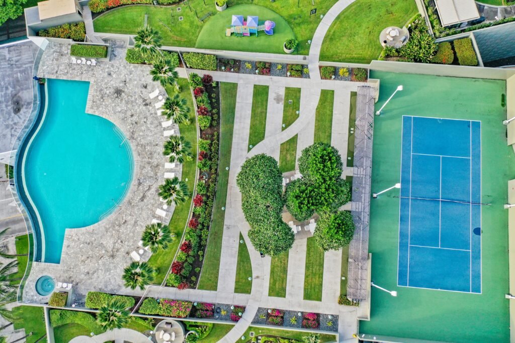conroe tx master planned community amenities