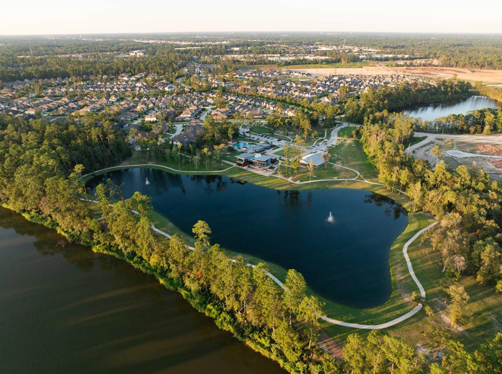 GRAND CENTRAL PARK CONROE TX MASTER PLANNED COMMUNITY LAKE